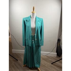 Vintage Women’s Turquoise Blue SAVILLE Suit Missing Tag -Measurements Below